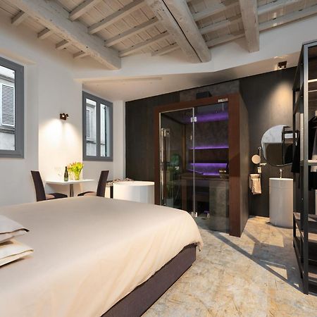 F1Rst Suite Apartment & Spa Florença Exterior foto